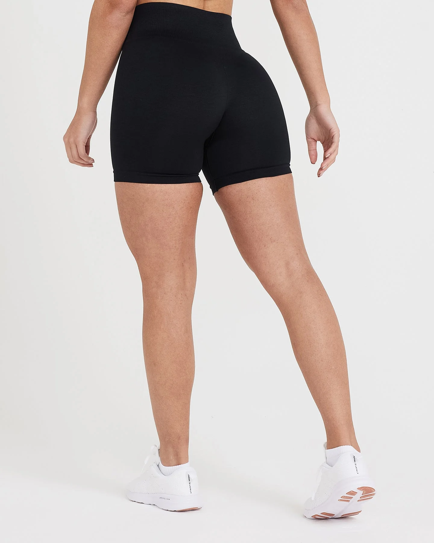 Classic Seamless 2.0 Shorts | Black Marl - Image 4