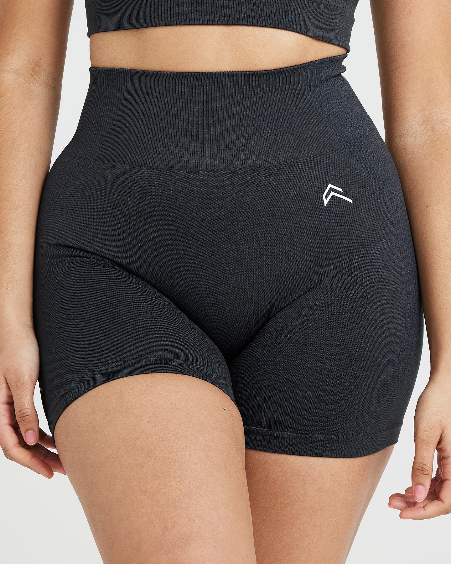 Classic Seamless 2.0 Shorts | Coal Marl - Image 4