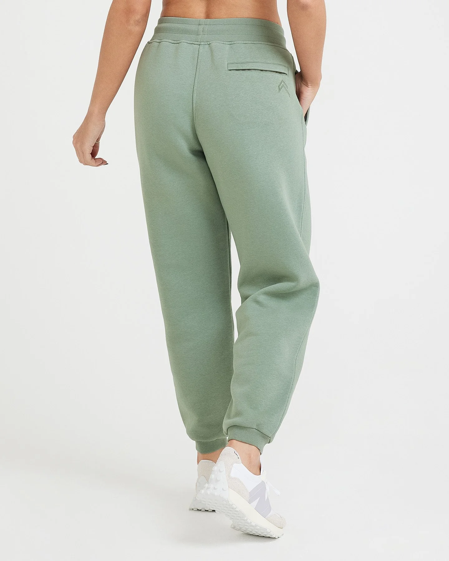 Classic Lounge Joggers | Sage - Image 4