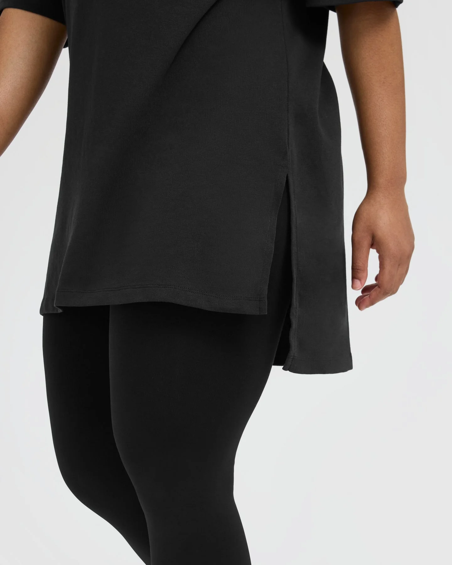 Classic Oversized Longline T-Shirt | Black - Image 5