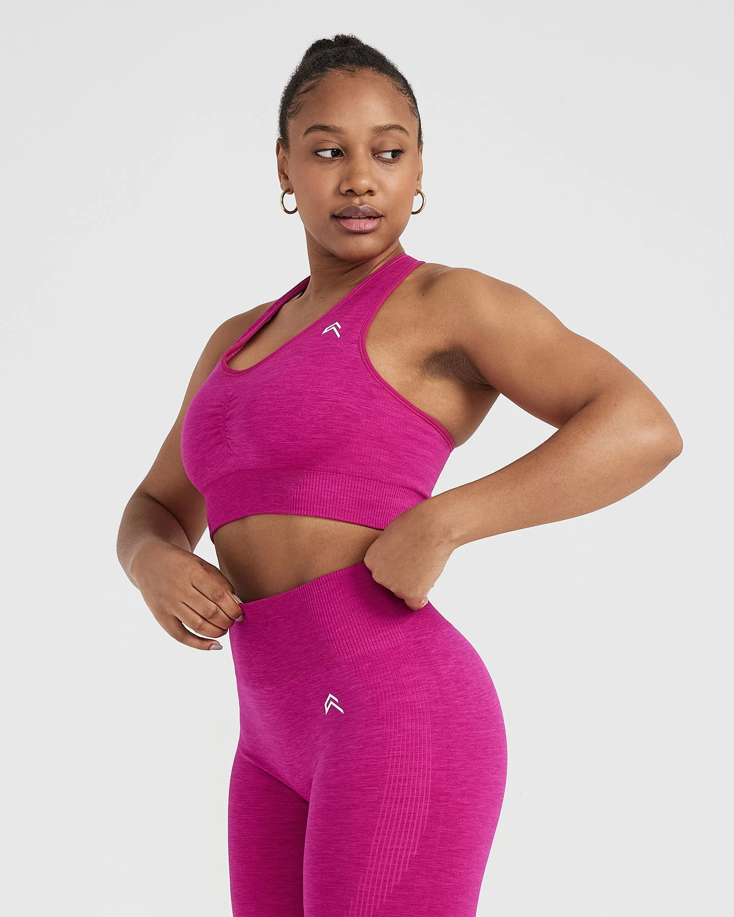 Classic Seamless 2.0 V Neck Bralette | Fuchsia Marl - Image 2