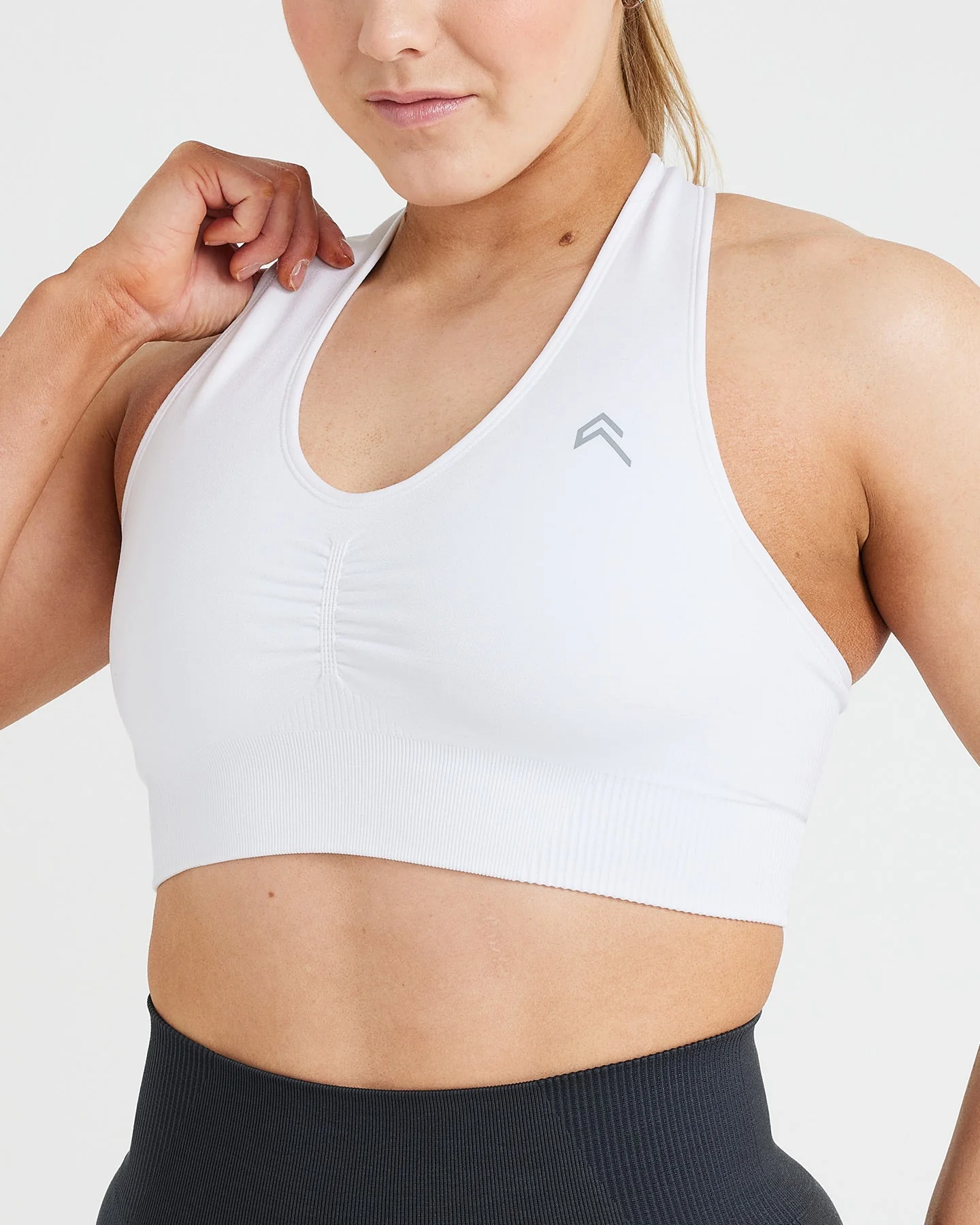 Classic Seamless 2.0 V Neck Bralette | White - Image 4