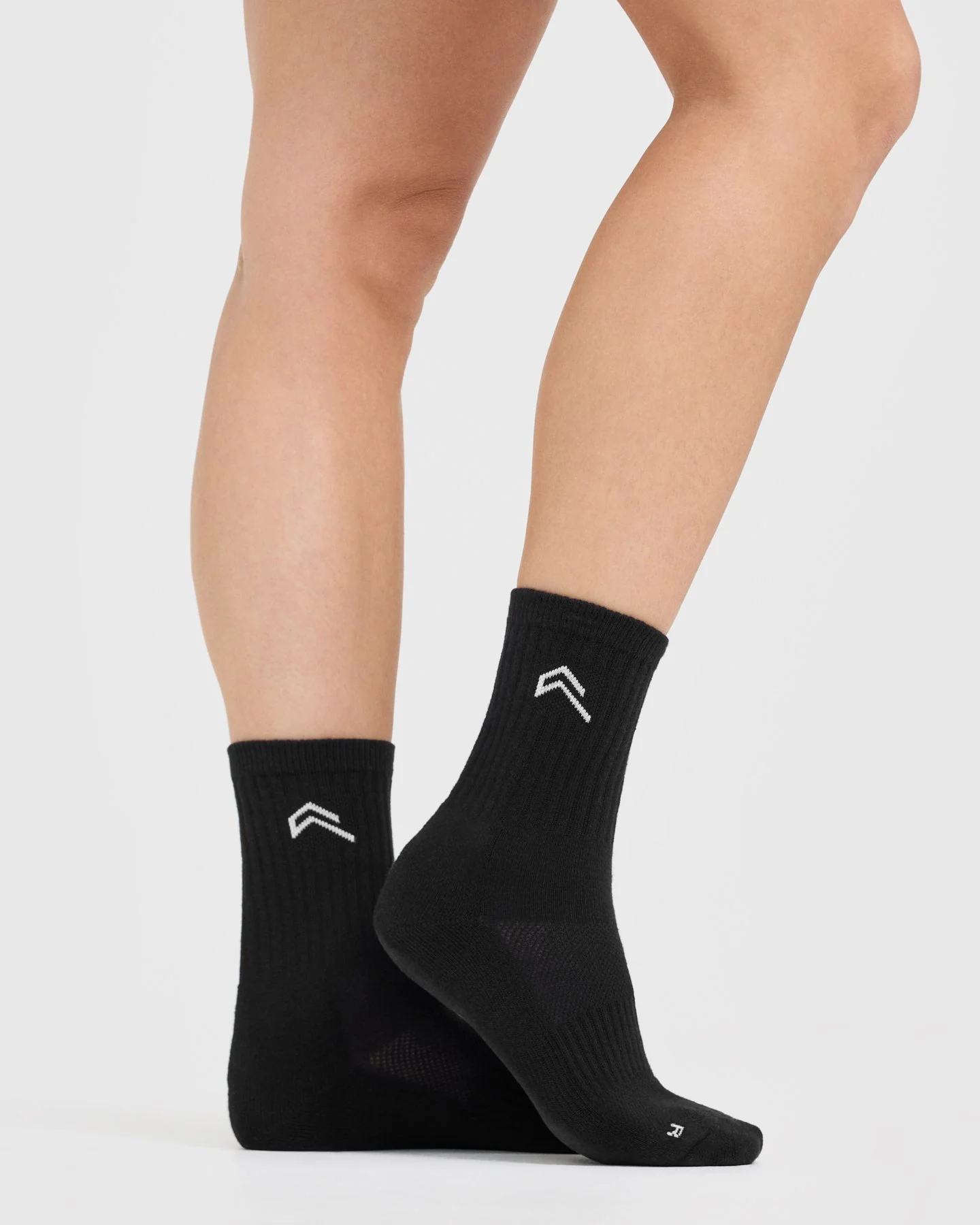 Crew Socks 3 Pack | Black - Image 2