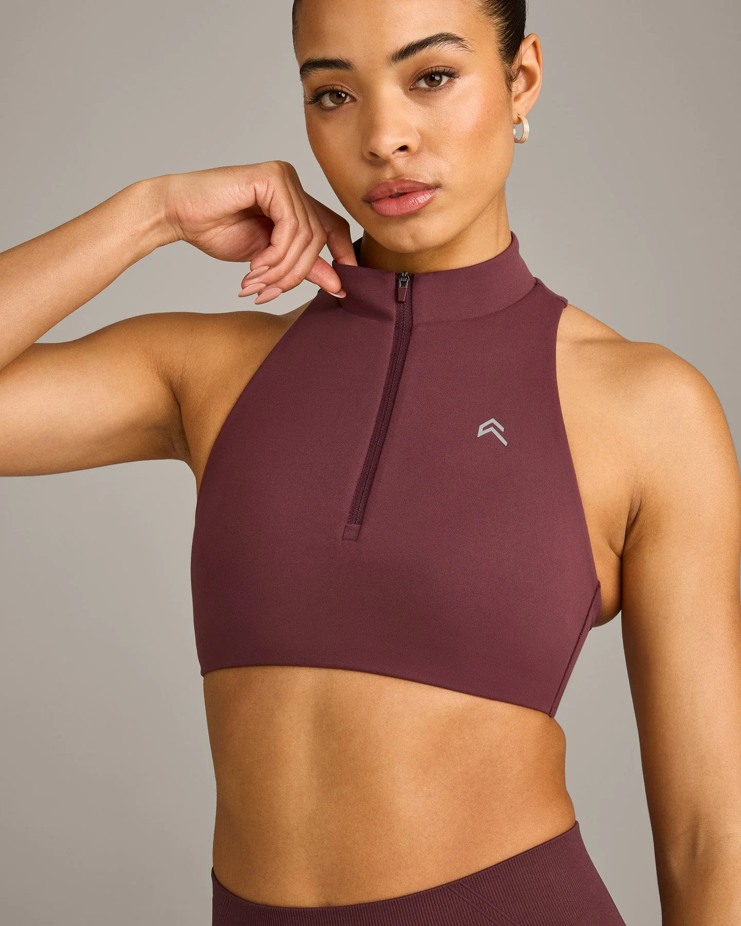 EasyLift™ Zip High Neck Sports Bra with Grey Logo | Velvet Mocha - Image 5