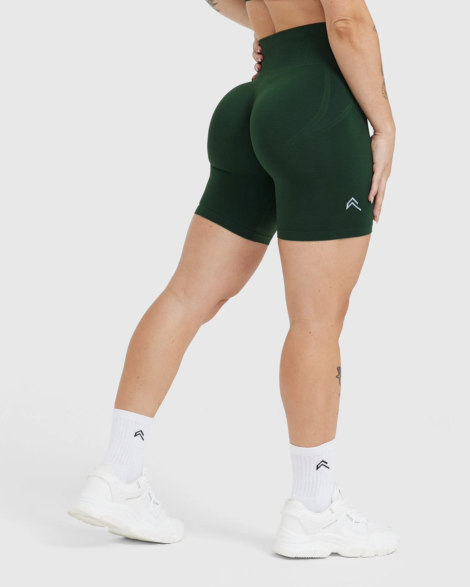 EffortlessLift™ Seamless Cycling Shorts with White Logo | Evergreen - Image 2