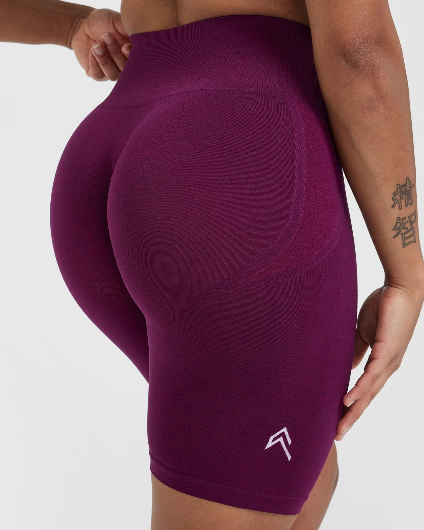 EffortlessLift™ Seamless Cycling Shorts with White Logo | Ripe Fig - Image 5