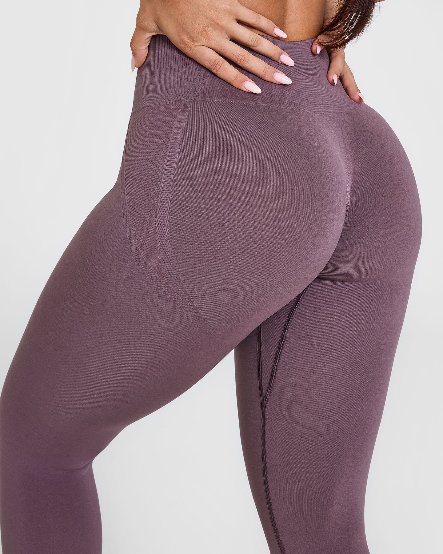 EffortlessLift™ Seamless Leggings with White Logo | Vintage Purple - Image 5