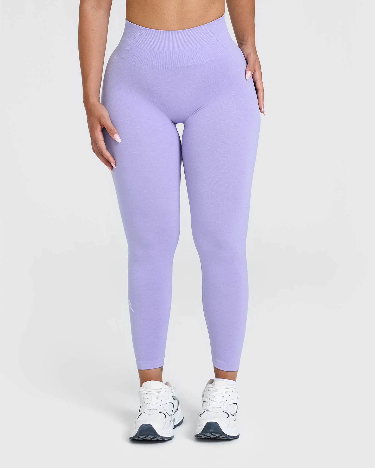 EffortlessLift™ Seamless Leggings with White Logo | Vintage Violet