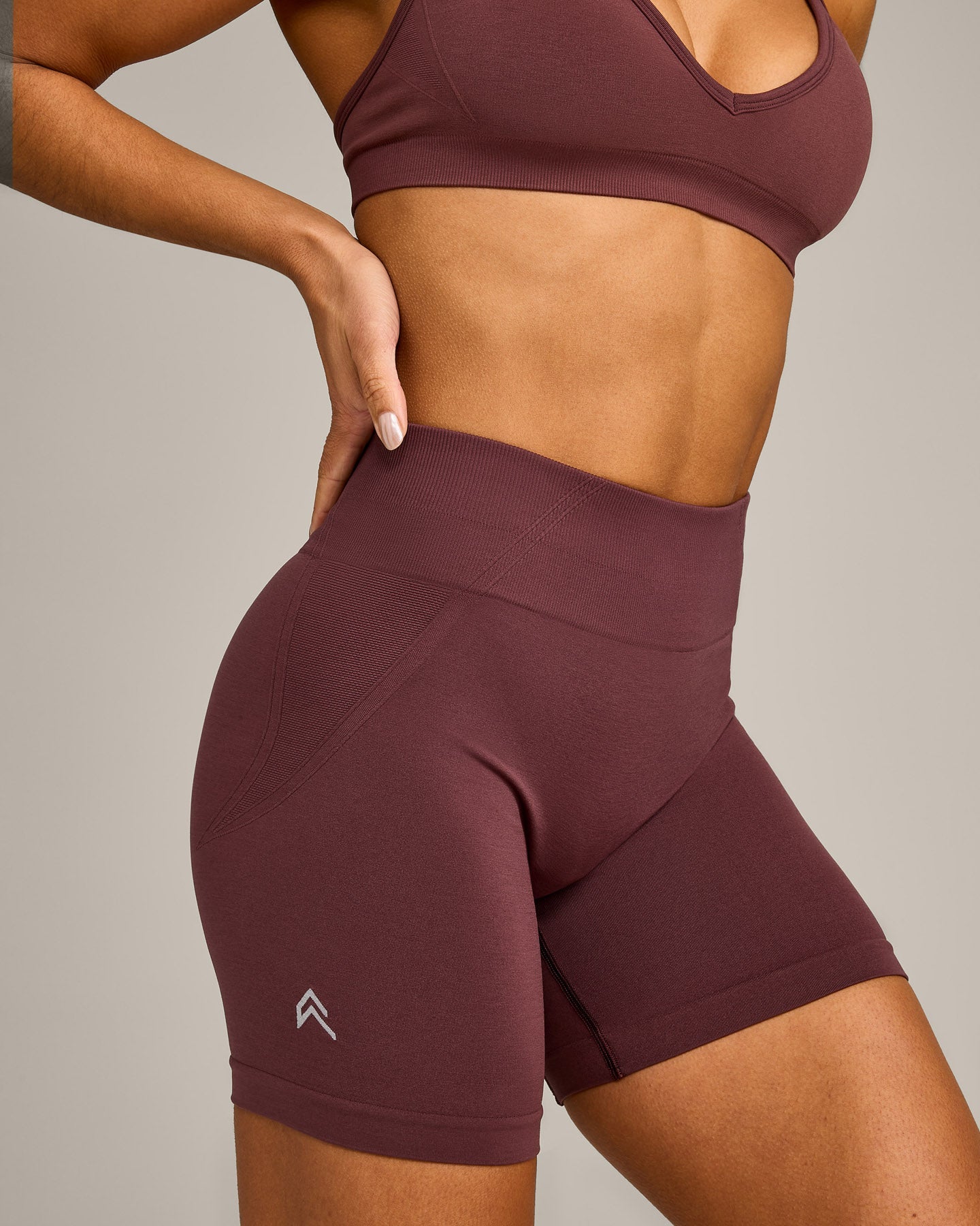 EffortlessLift™ Seamless Mid Rise Shorts with Grey Logo | Velvet Mocha - Image 5