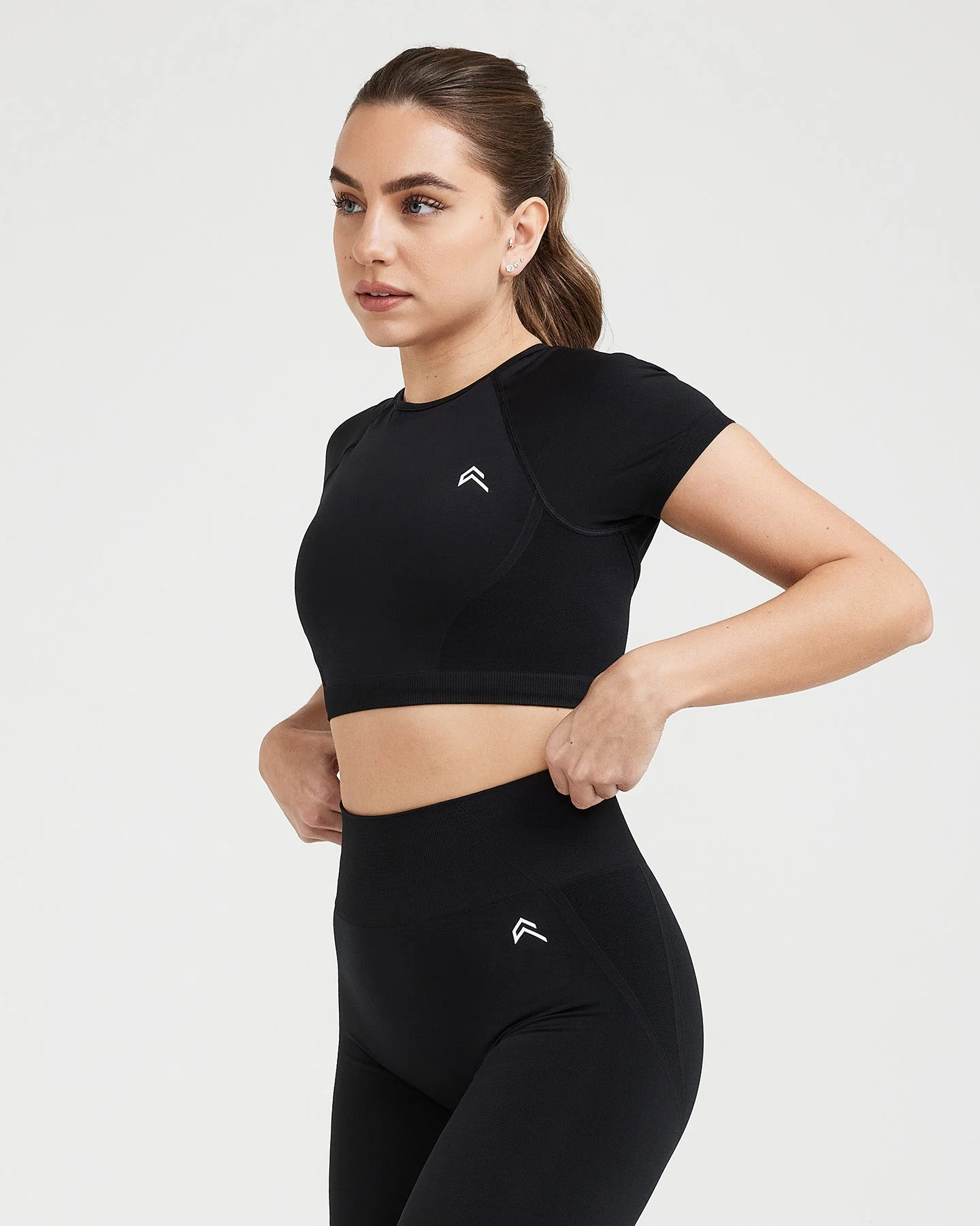 EffortlessLift™ Seamless Short Sleeve Crop Top with White Logo | Black - Image 2