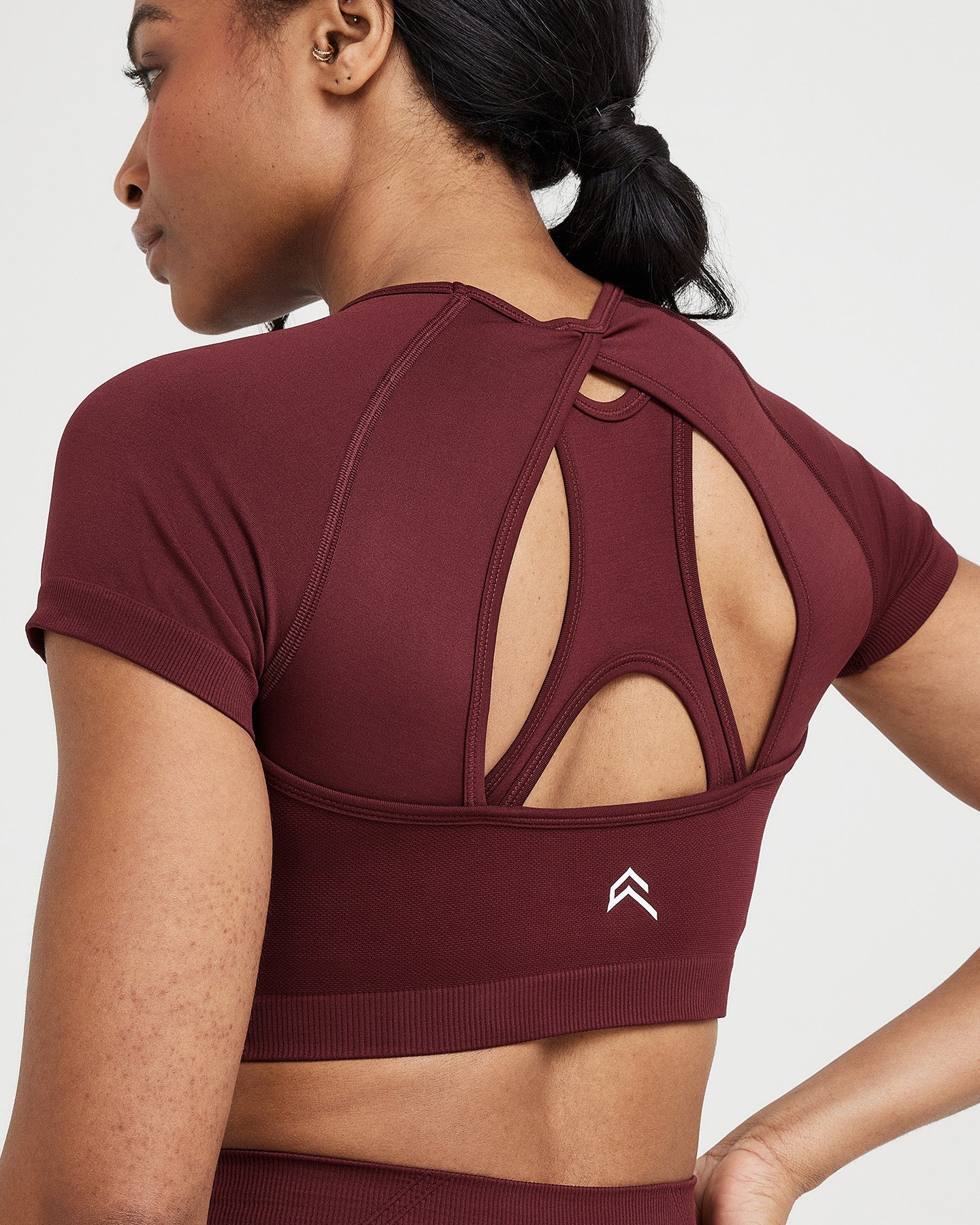 EffortlessLift™ Seamless Short Sleeve Crop Top with White Logo | Rosewood - Image 5
