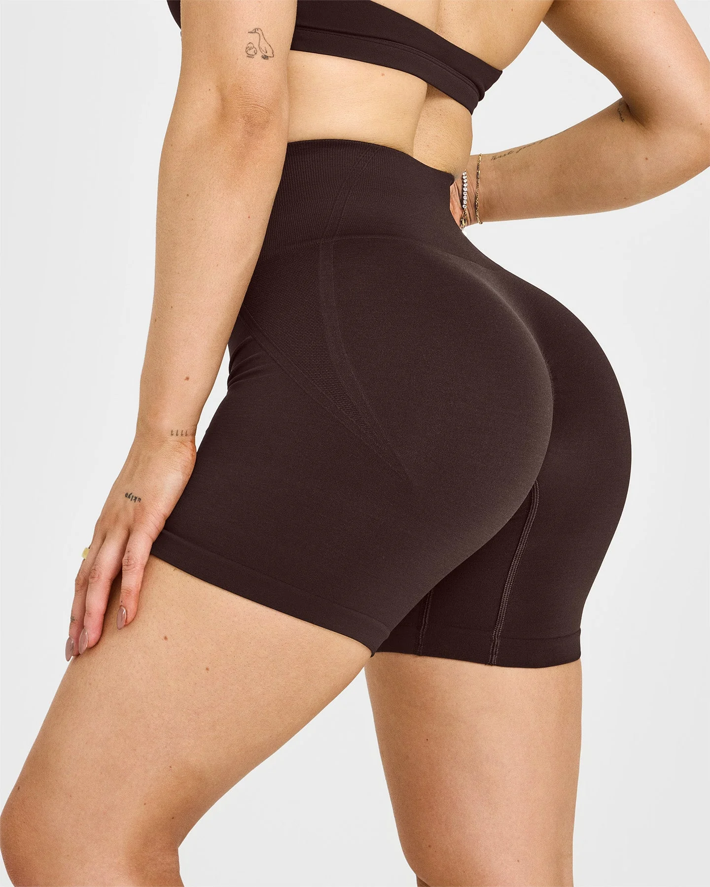 EffortlessLift™ Seamless Shorts with White Logo | 70% Cocoa - Image 5