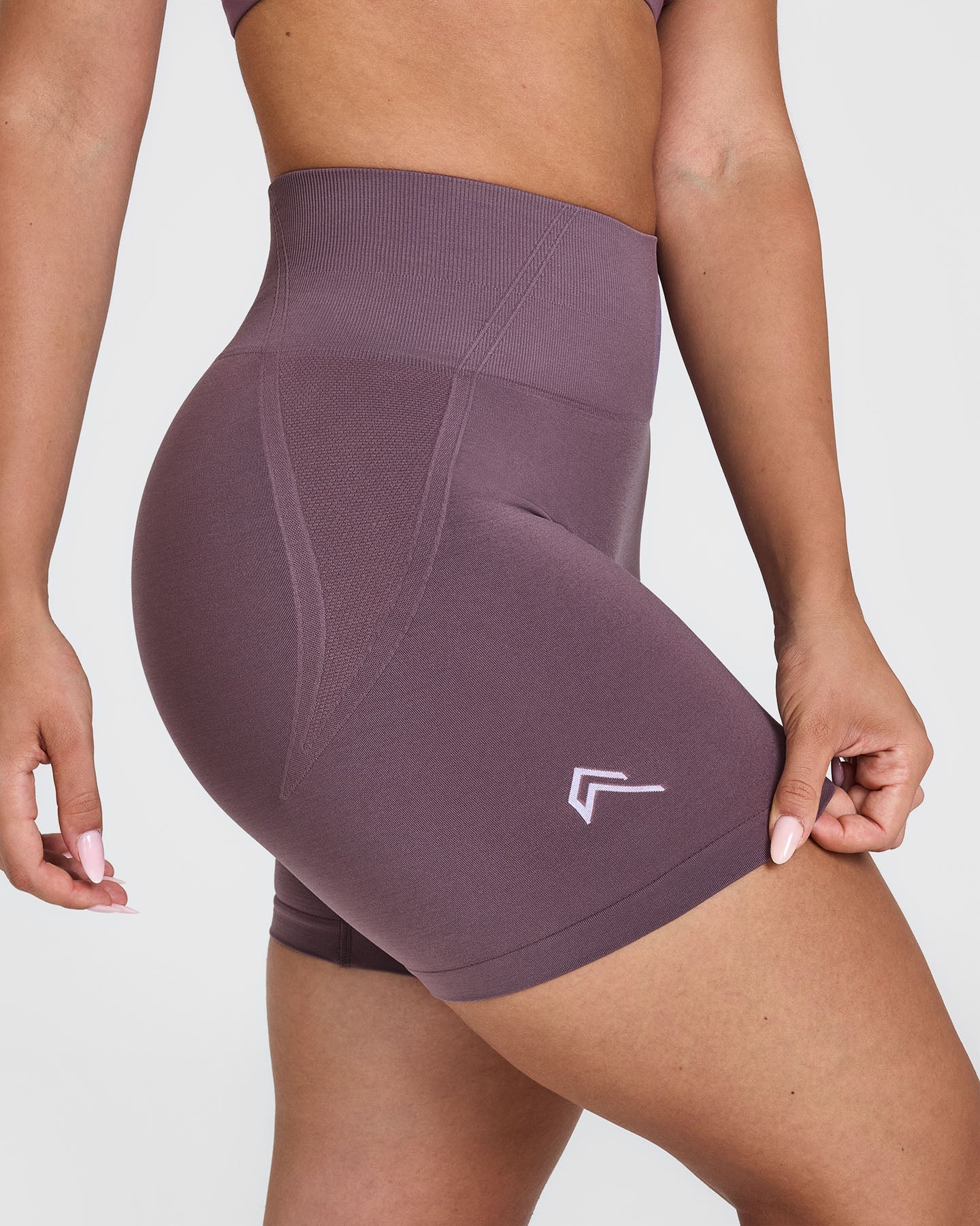 EffortlessLift™ Seamless Shorts with White Logo | Vintage Purple - Image 4