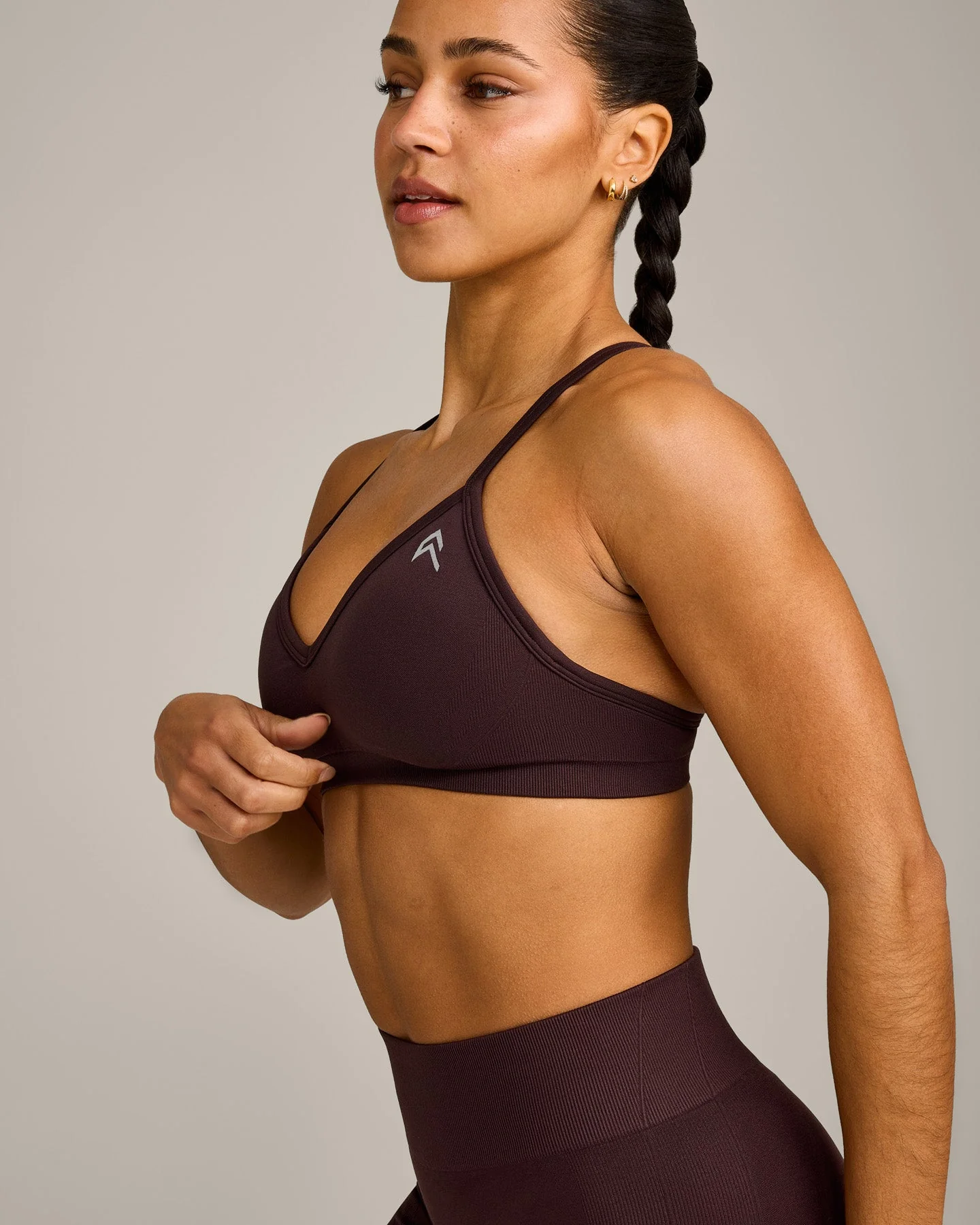 EnhanceLift™ Seamless Strappy Sports Bra with Grey Logo | Plum Brown - Image 5