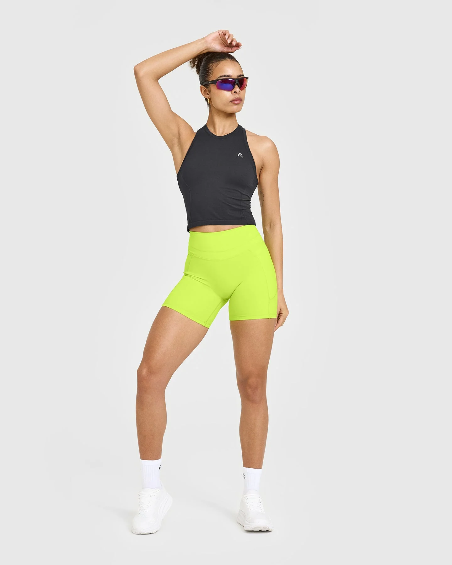 Go To Seamless Fitted Mid Vest | Coal - Image 3