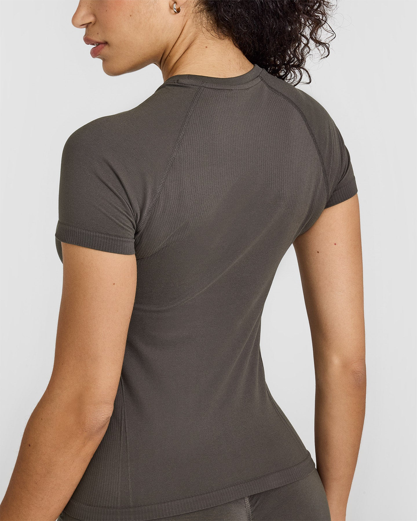 Go To Seamless Fitted Top | Deep Taupe - Image 5