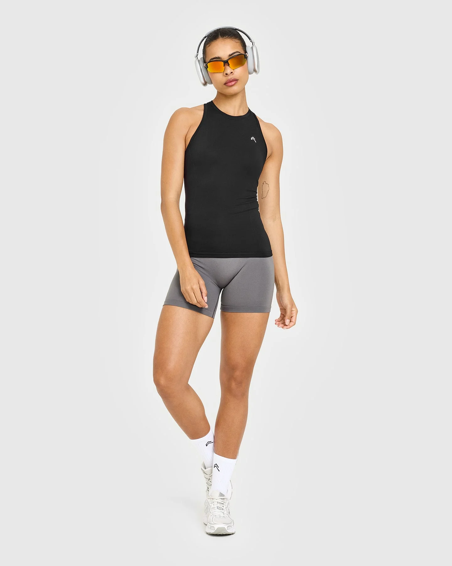 Go To Seamless Fitted Vest | Black - Image 3