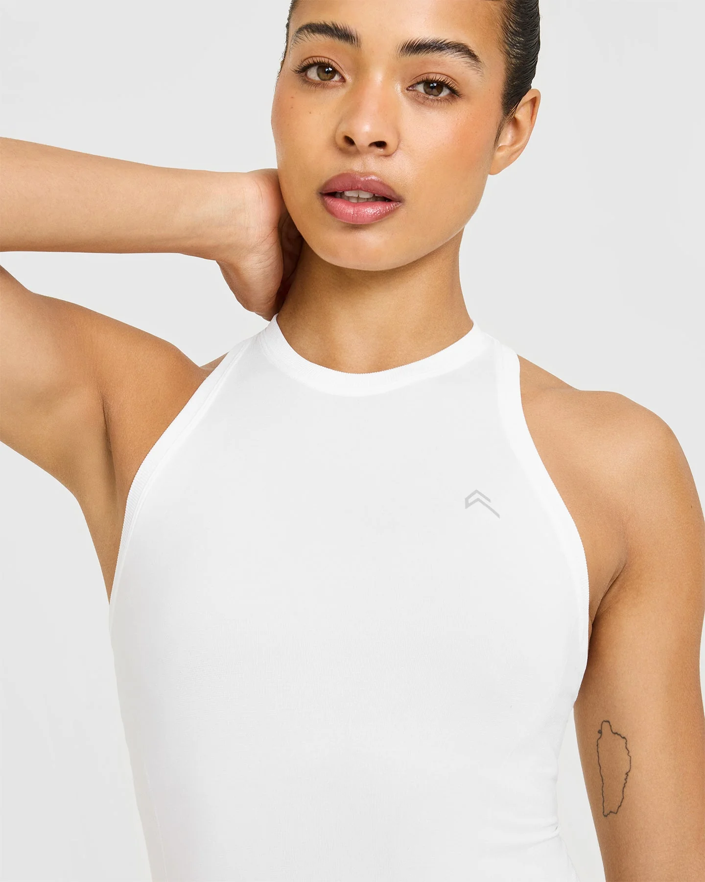 Go To Seamless Fitted Vest | White - Image 2