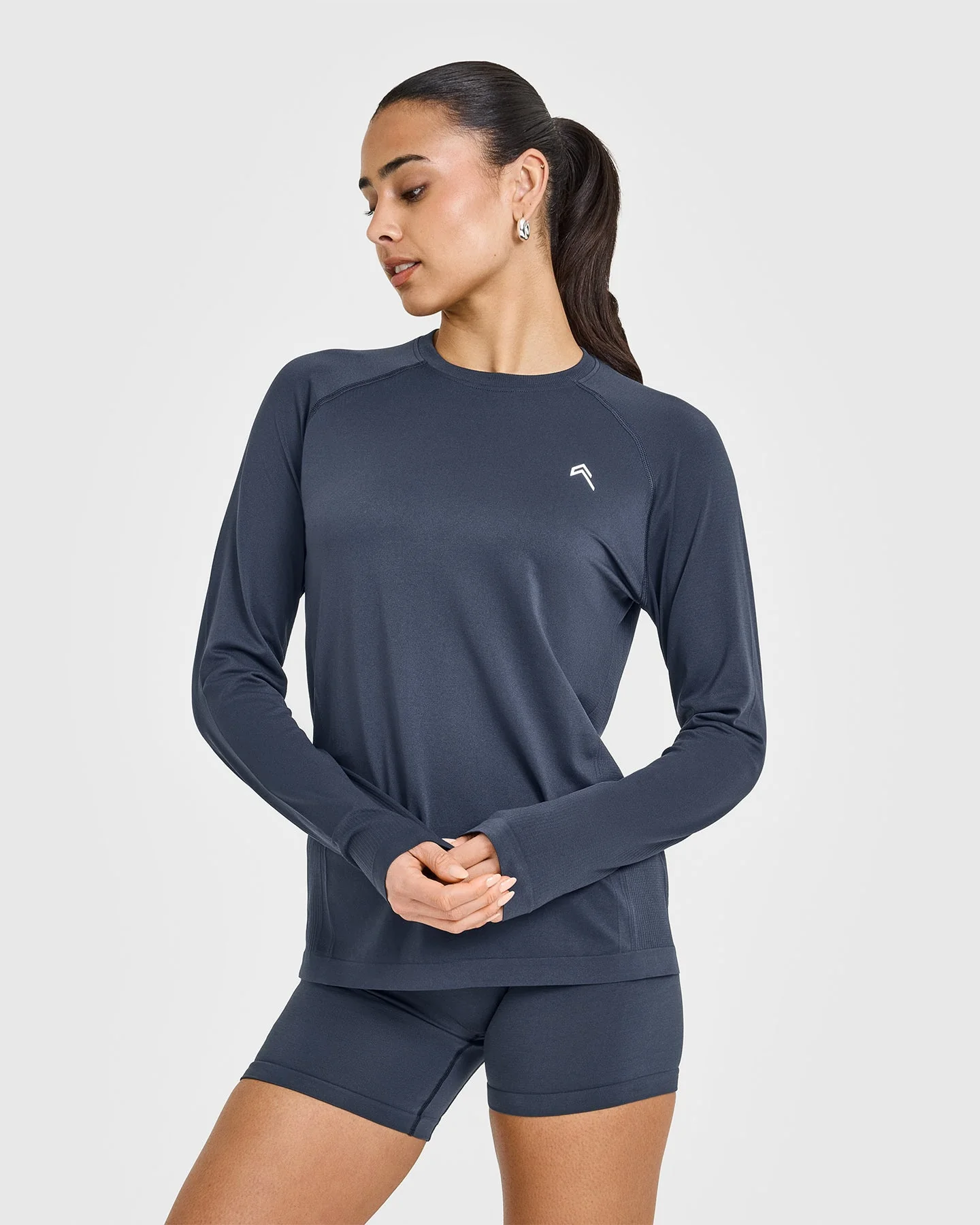 Go To Seamless Loose Long Sleeve Top | True Blue