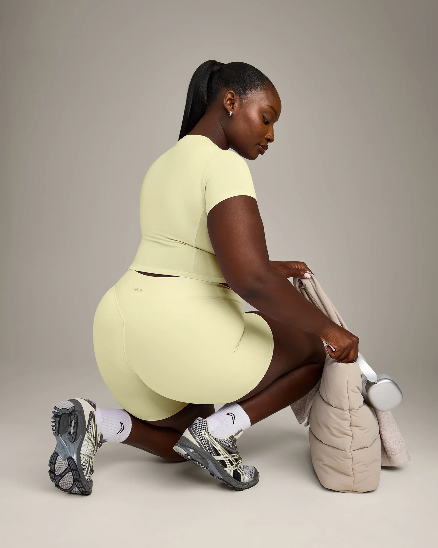 Mellow™ Motion Crew Neck Mid Top | Pastel Yellow - Image 4