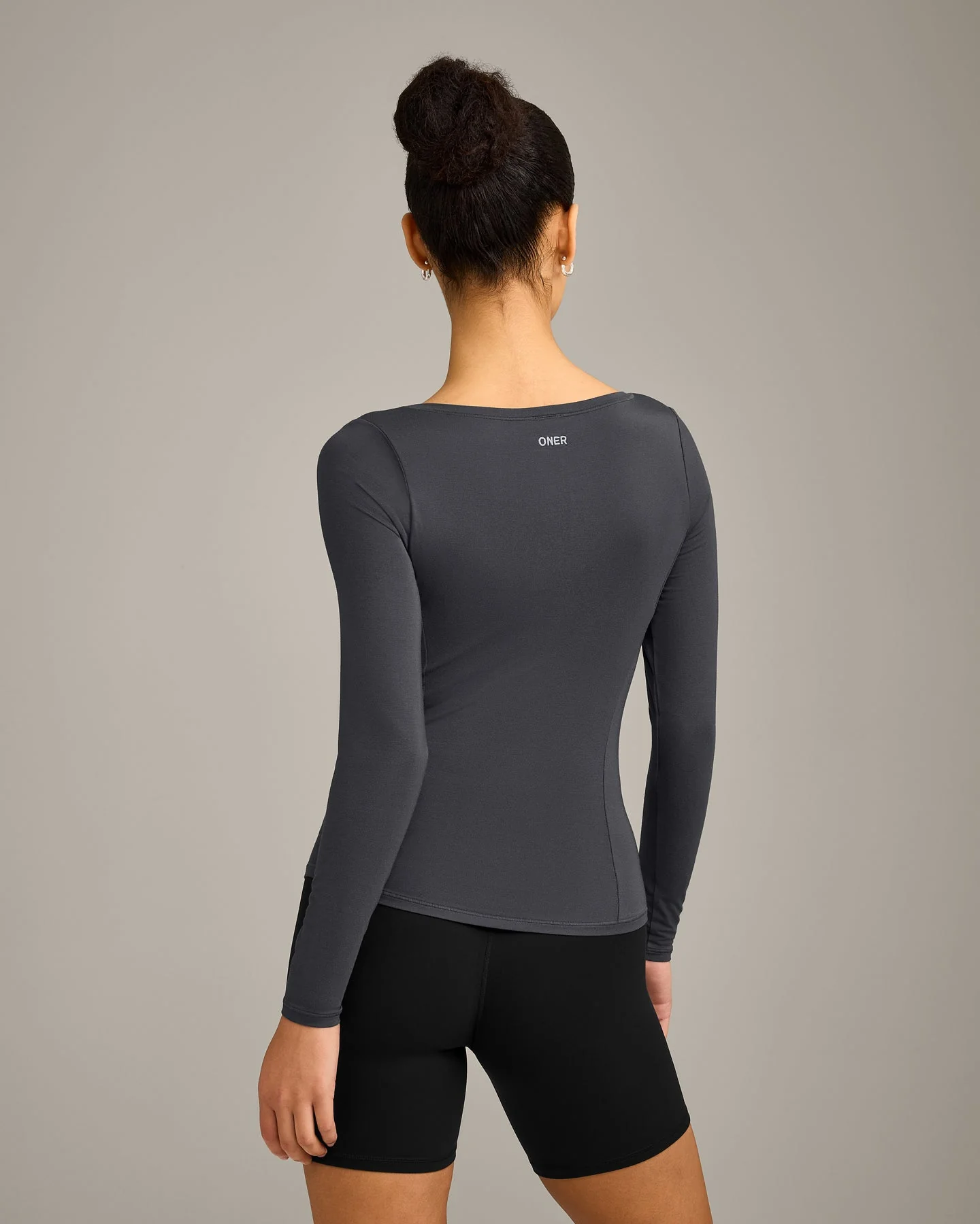 Mellow™ Motion Wide V Neck Long Sleeve Top | Coal - Image 4