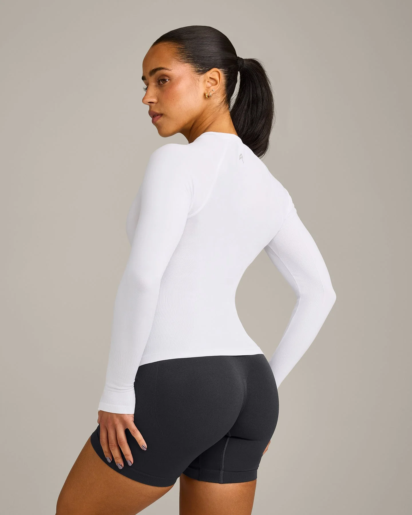 Oner Seamless Fitted Long Sleeve Regular Top | White - Image 2