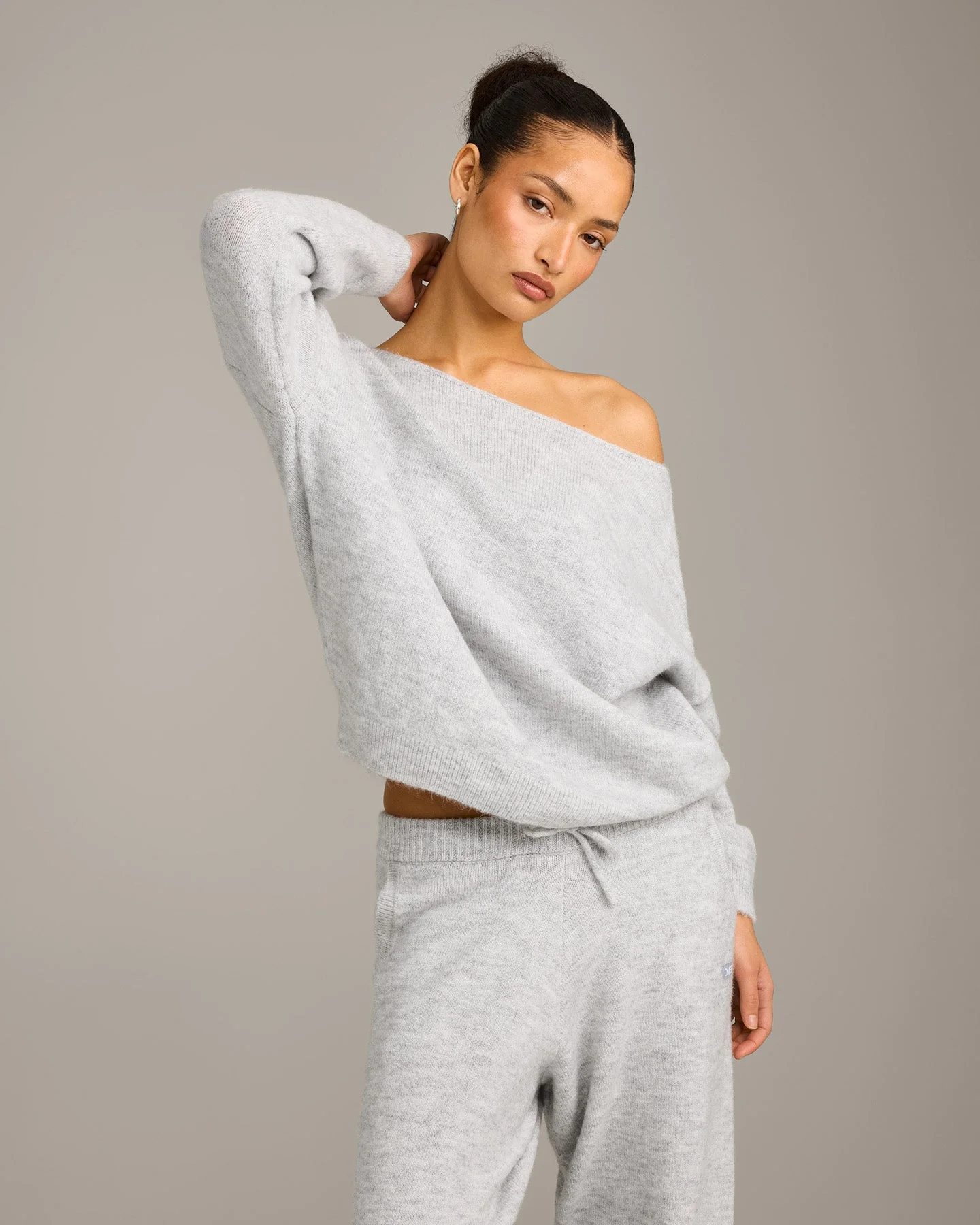Oversized Knit Off-The-Shoulder Sweater | Light Grey Marl