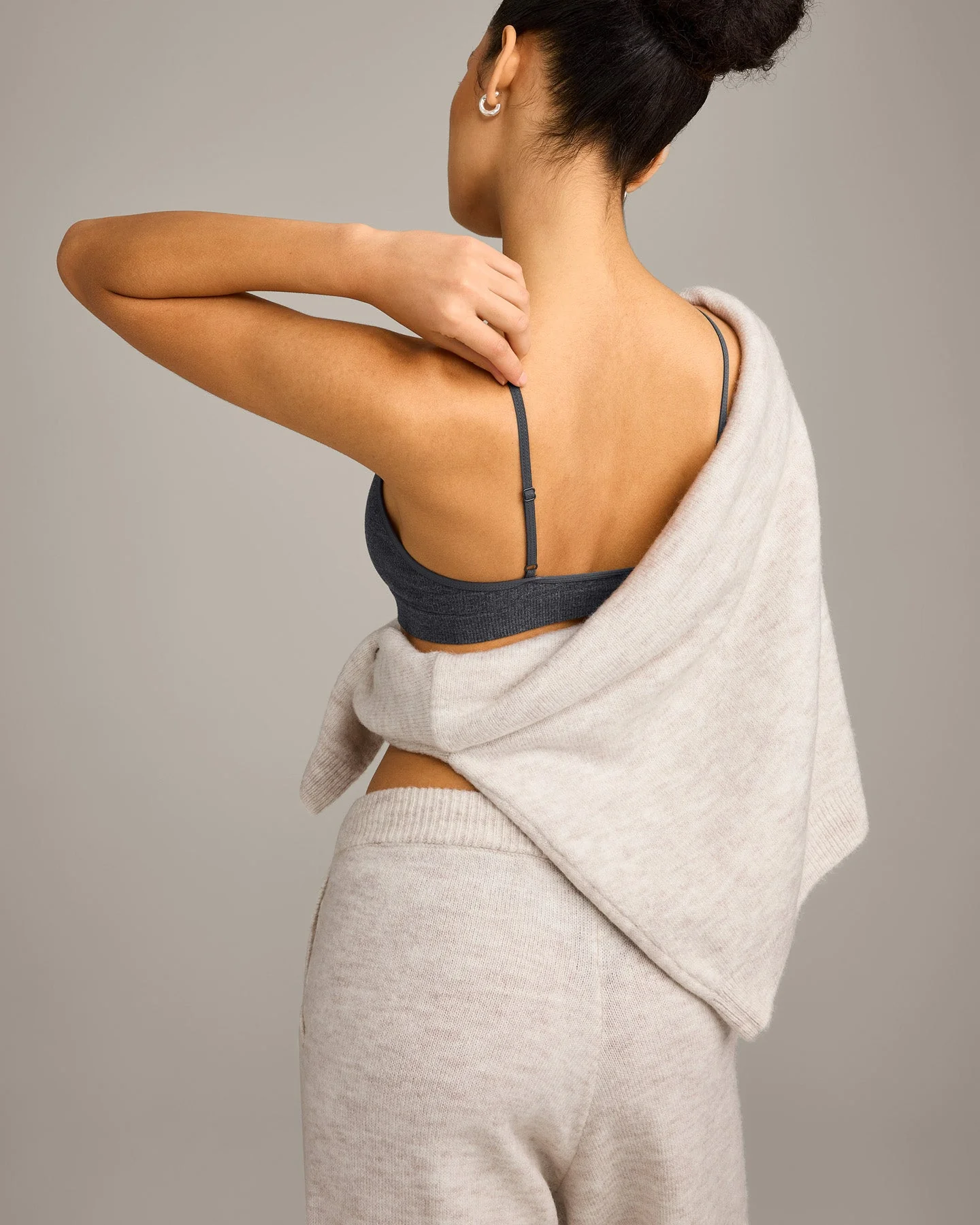 Seamless Strappy Bralette | Charcoal Marl - Image 4