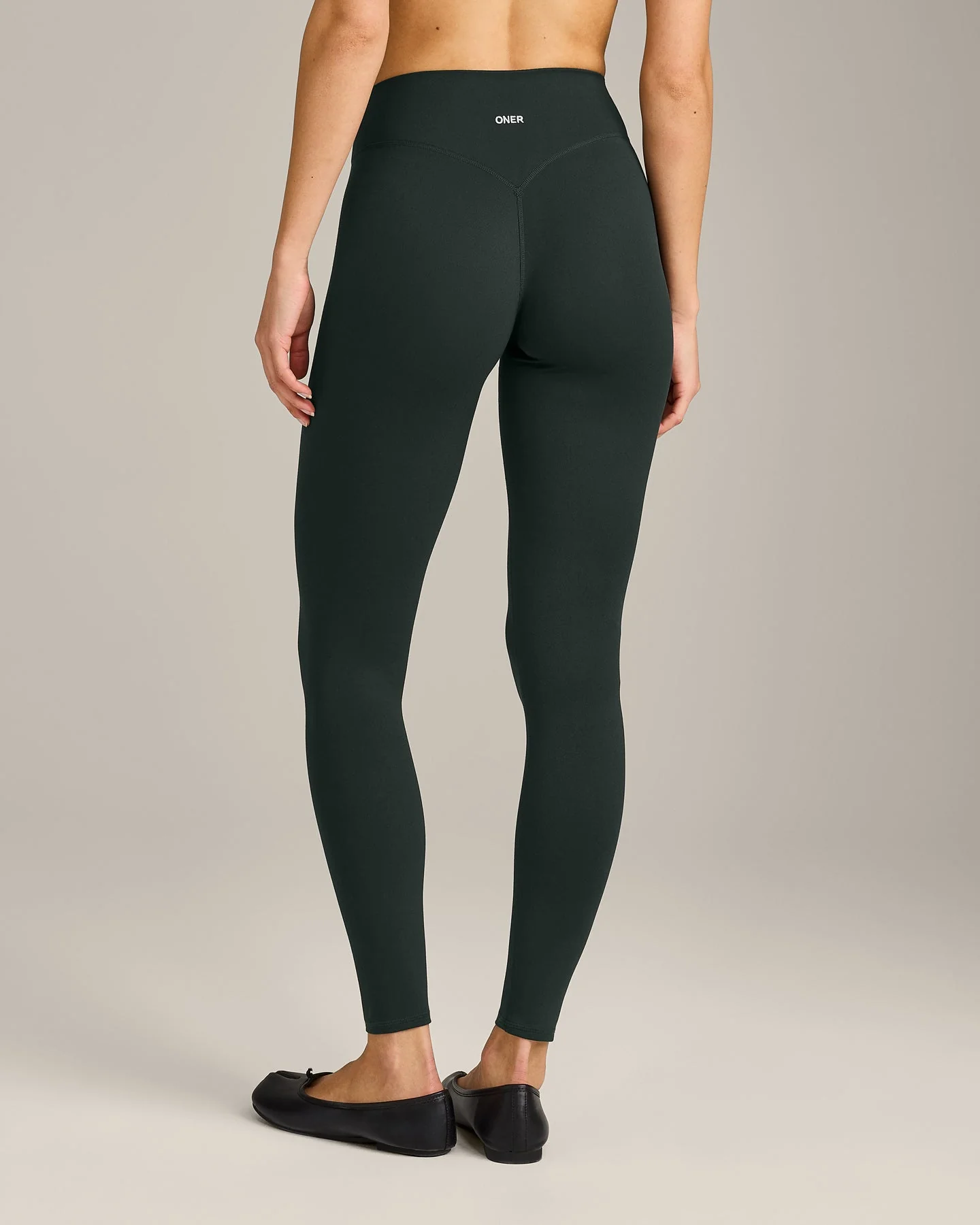 SoftMotion™ High Waisted Leggings with Grey Logo | Emerald Noir