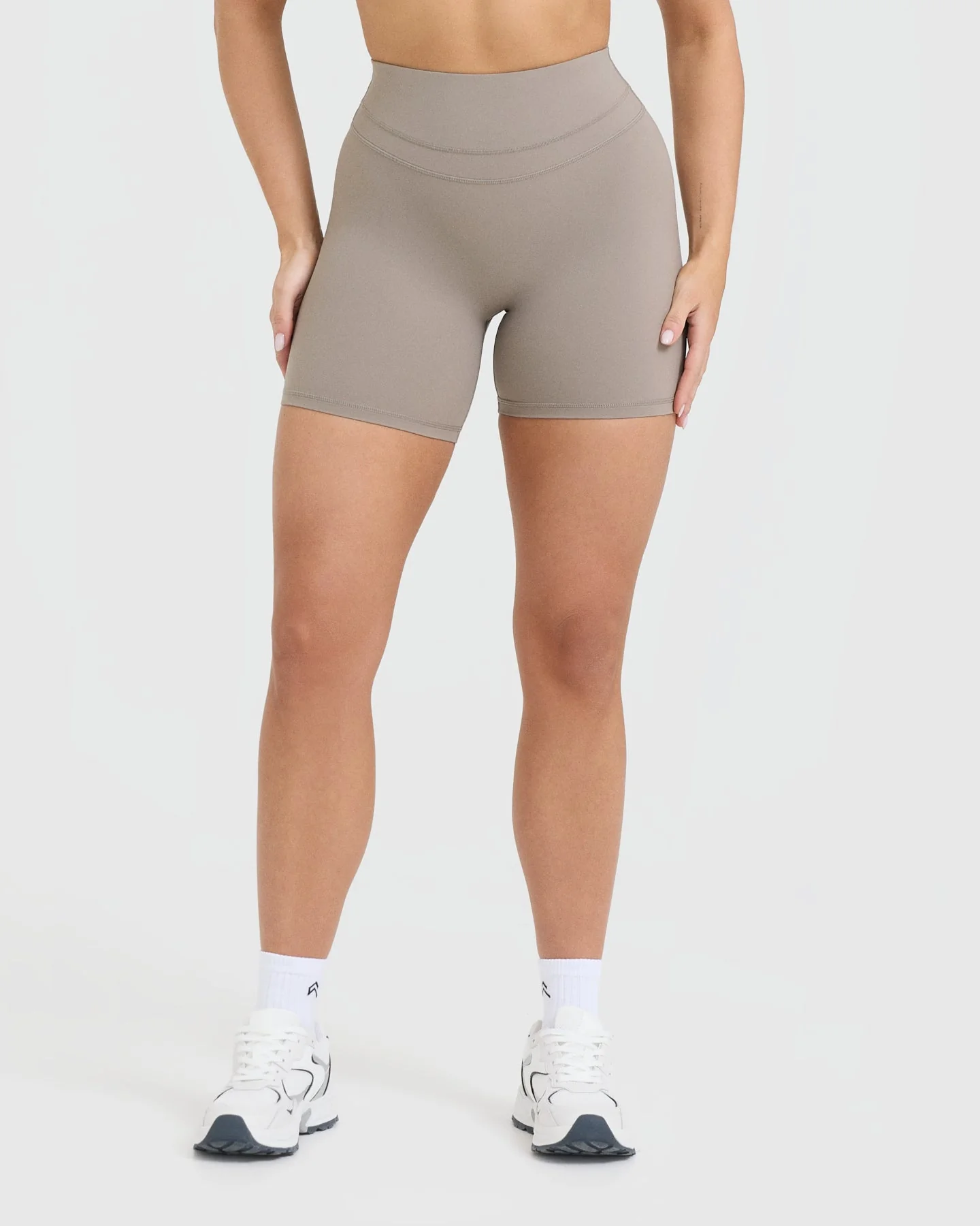UnifiedMove™ High Waisted Shorts 6" | Minky