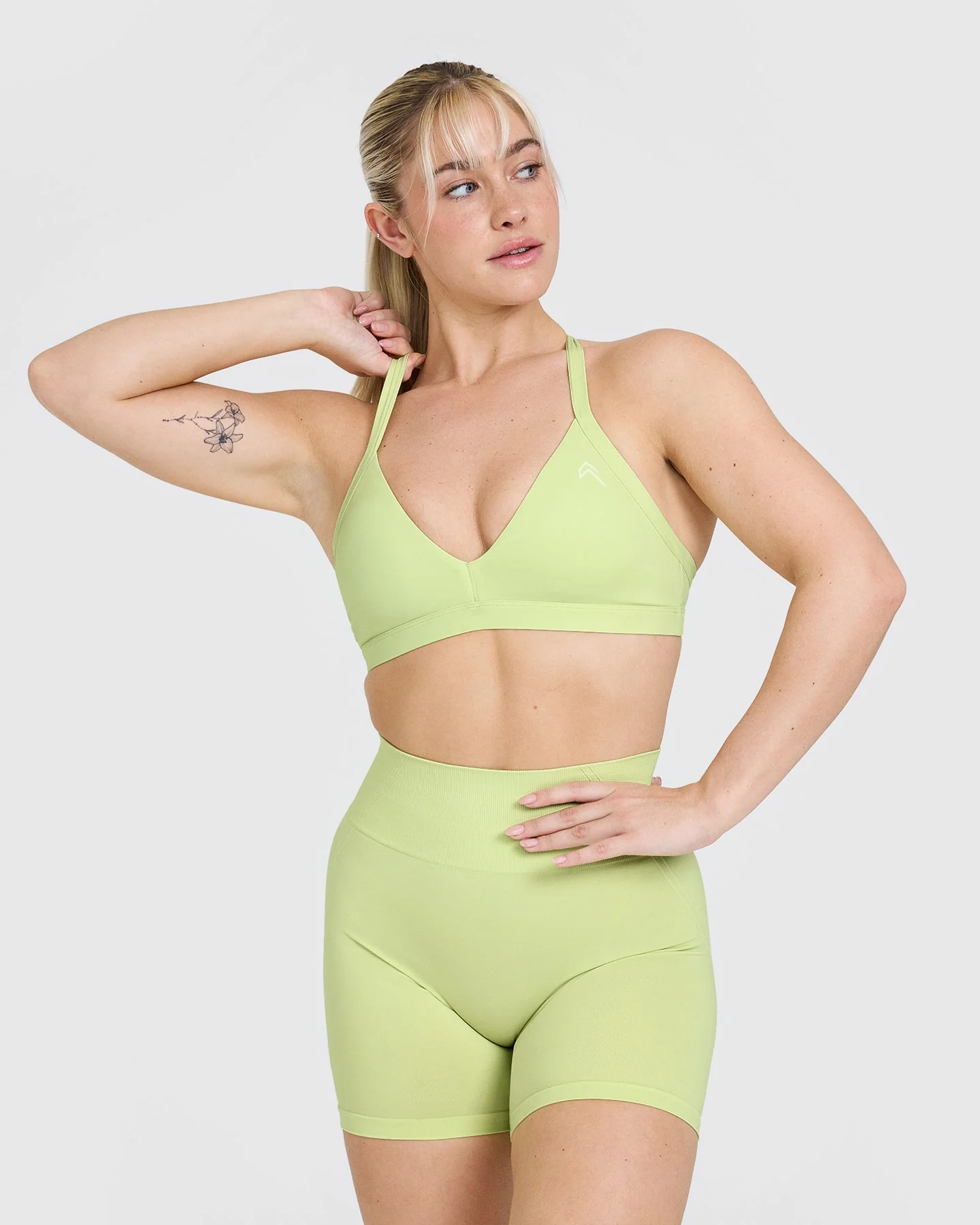 UnifiedMove™ Ultra Micro V Neck Bralette | Pump Green
