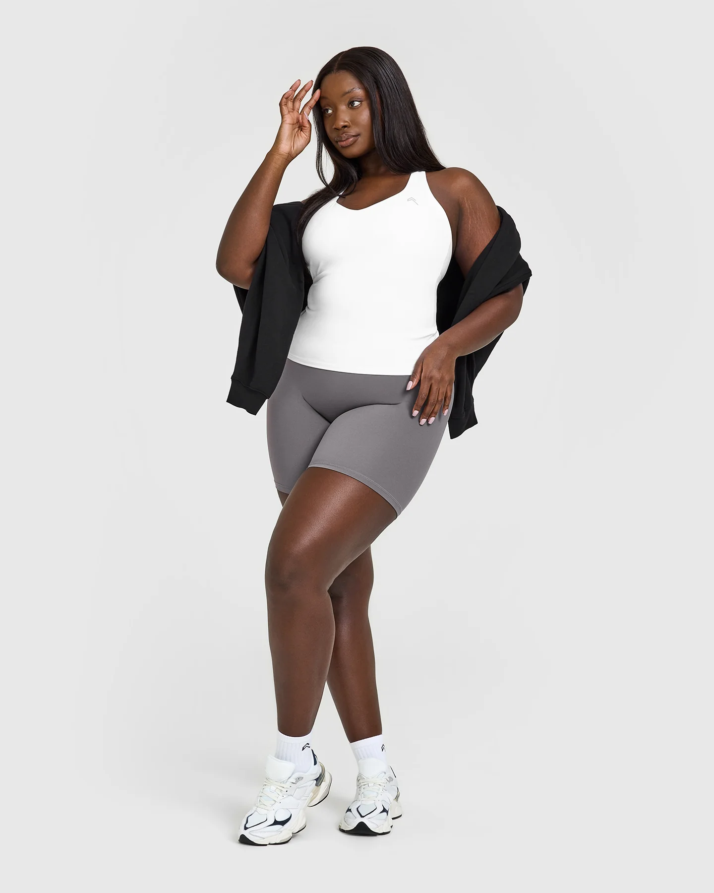UnifiedMove™ V Neck Cross Back Vest | White - Image 3