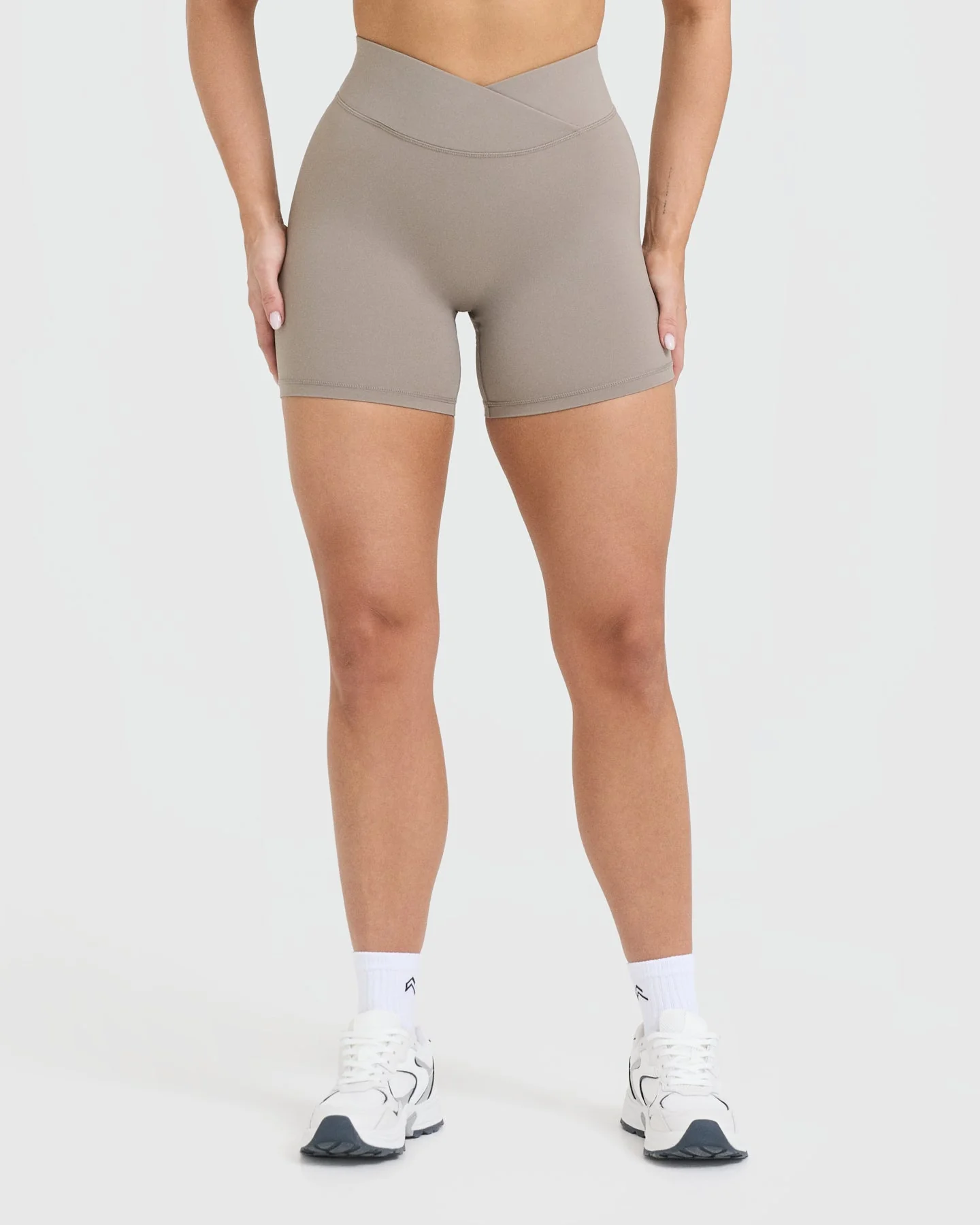 UnifiedMove™ Wrap Shorts 6" | Minky